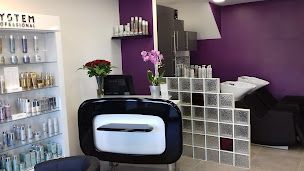 Photo n°3 de Viva La Vie By Christelle Vermelho à Portets (École de coiffure)