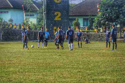 Photos of YONKES 2/ KOSTRAD TNI AD