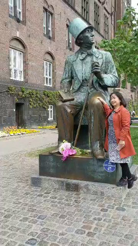 Anmeldelser af Hans Christian Andersen af Henry Luckow-Nielsen i Indre By - Museum
