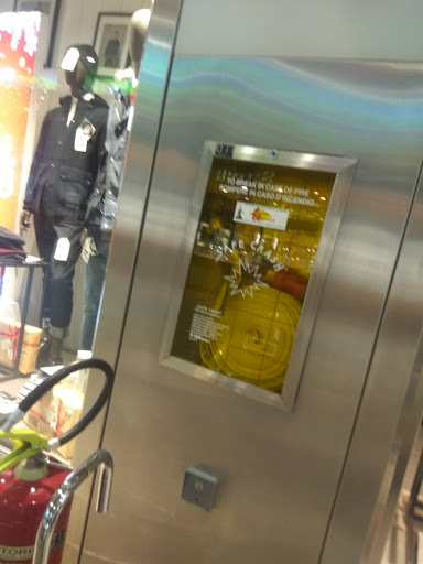 Desigual Store Shopville Le Gru Gallery - Italy
