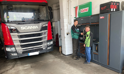 Obsługa i Naprawa Pojazdów Mechanicznych Ireneusz Wojak Kwiatowa 81, 32-652 Bulowice, Polska