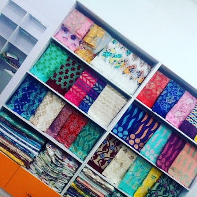 shopping-mall