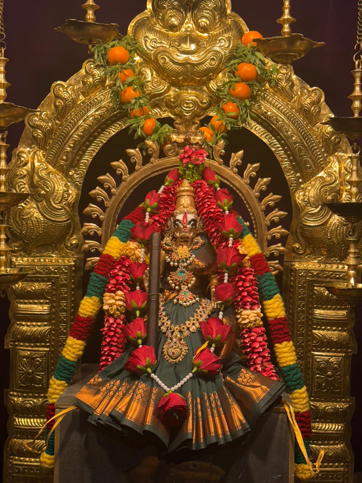 VARAHI AMMAN TEMPLE UK and Europe வாராகி அம்மன் சக்தி பீடம், கொவென்றி - Priests & Officiants - photo 1