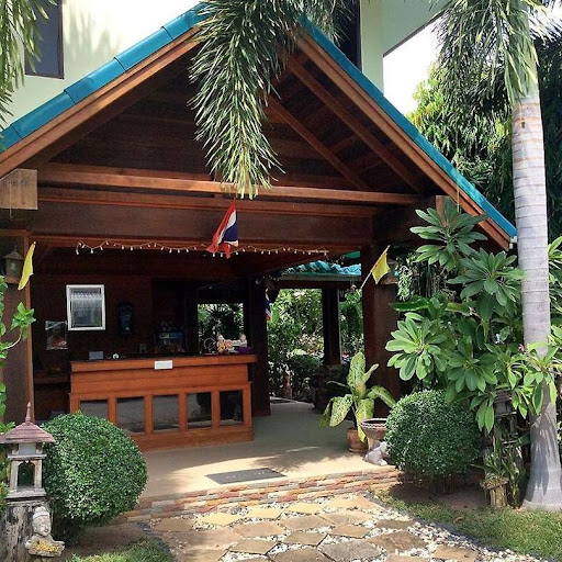 Baan Karnjana Hotel