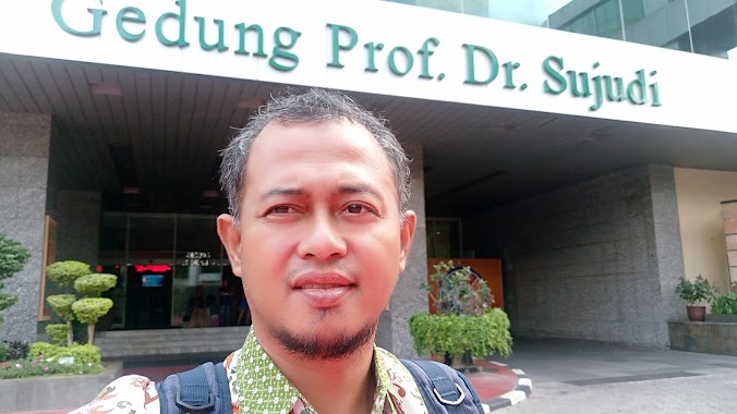 PT. Lloyd Pharma Indonesia, Author: budi siswoyo MH