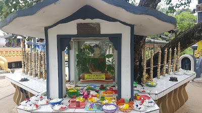 Photos of Peththawila Bhodiya (පෙත්තාවිල බෝධිය)