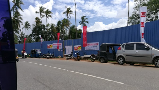 LB Finance Vehicle Yard, Author: Milinda Bandaranayake