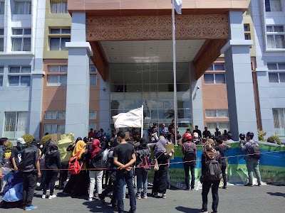 Photos of Kejaksaan Tinggi Sumatera Barat