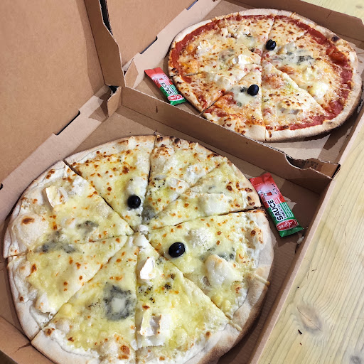 Photo 3 - Pizza Flo'
