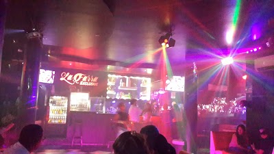 Photos of LA FARRA ORELLANA BAR KARAOKE DISCOTECA