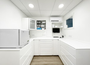 Photo n°9 de Orthodontie Port Marianne - Cabinet du Docteur Maureen Kouby à Montpellier (Orthodontiste)