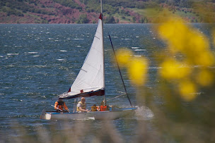 Photo n°36 de Base de Plein Air du Salagou - Centre Nautique - Rives de Clermont l'Hérault à Clermont-l'Hérault (Lac ouvert à la baignade)
