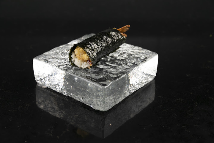 ROLL UP JAPANESE HAND ROLLS by null