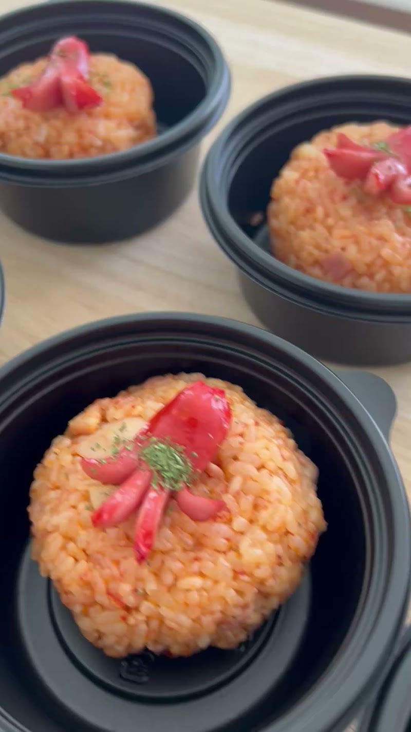 お結び にぎやか さゆりん