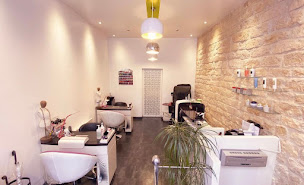 Photo n°2 de Myly à Paris (Salon de manucure)