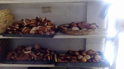 Photos of Panader&iacute;a "El Chino" Don &Aacute;ngel P&eacute;rez.