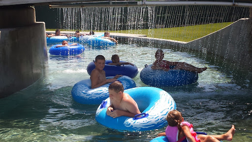 Island Oasis Water Park - Thumbnail