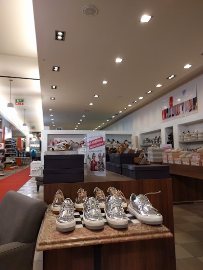 shoe-store