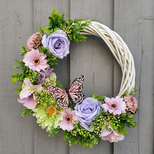 Wonder & Whimsy Wreaths - Thumbnail