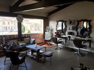 Photo n°1 de Nuances à Saint-Sulpice-la-Pointe (Barbier)