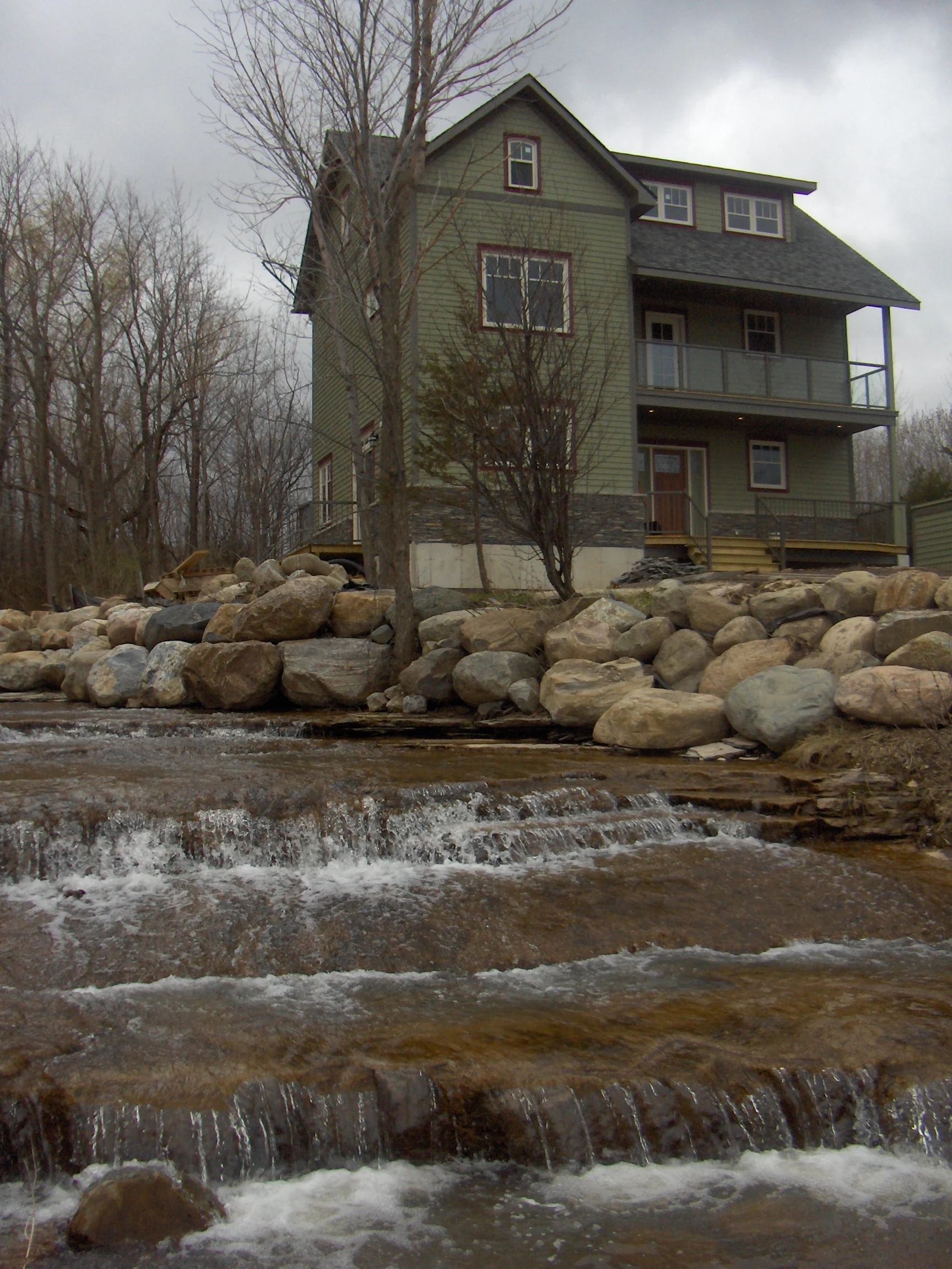 Shale beach House