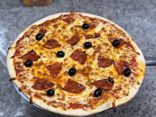 Photo 2 - Calzone café
