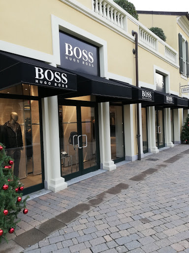 BOSS Outlet Serravalle Scrivia - Thumbnail