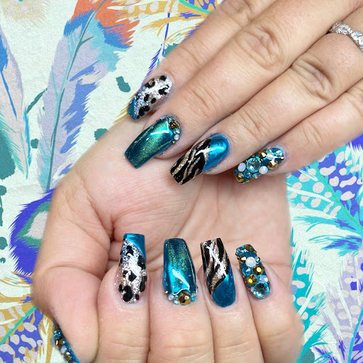 BOND BEAUTY NAILS & SPA - Thumbnail