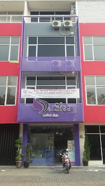 Dr. Lee Medical Aesthetic Clinic, Author: Syaila Almya