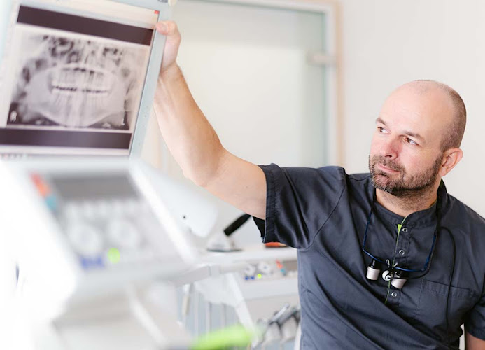 Zahnarztpraxis Henrik Hänsel