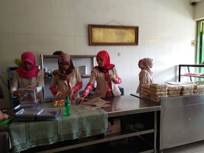 Photos of Toko Roti Maros Semarang