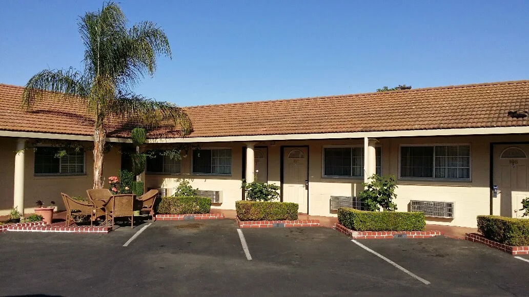 San Joaquin Motel