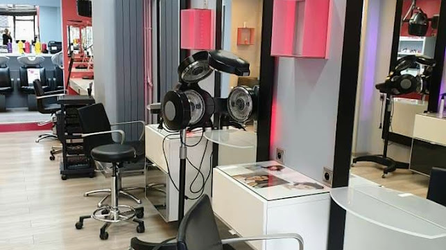 Avis sur L'Elégance Coiffure à Lille - Salon de coiffure