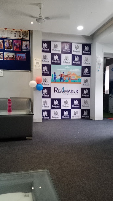 Af1qipmkptt3ng39oskrkk6xjn9brnnm3egaculqacon=s677 K No