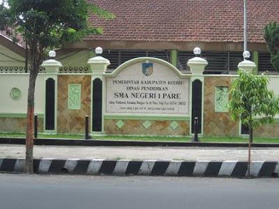 Photos of SMA Negeri 1 Pare