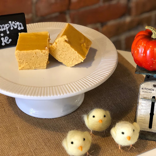 3 Chicks Fudgery Gallery - United States