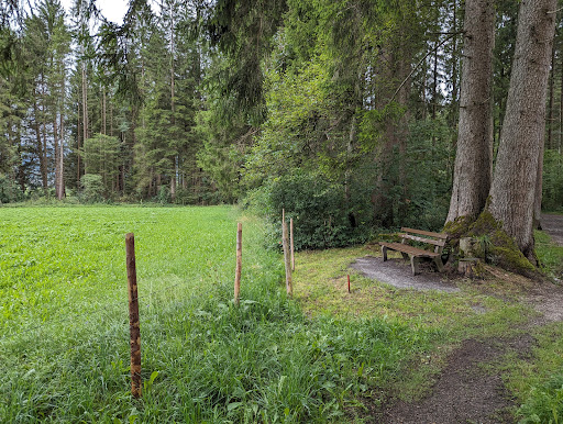 Panoramaweg mit Sitzgelegenheiten