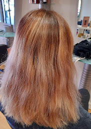 Photo n°16 de Harmonie Coiffure à Bagnols-sur-Cèze (Salon de coiffure)