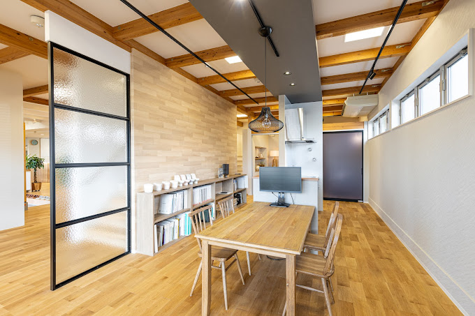 (株)日進堂 住まいの図書館