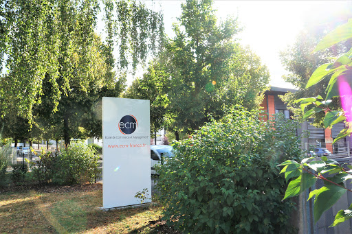 Ecm Besançon - School De Commerce Et Management - Thumbnail