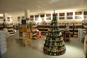 Photo n°31 de Les grands vins de france à Épernay (Cave à vins)