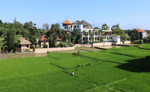 Nuriani restaurant and rooms