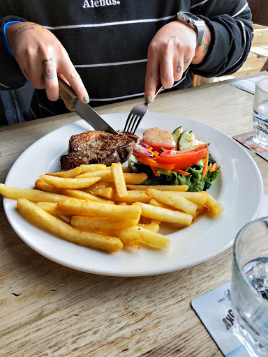 Barwon Club Hotel Gallery - Australia