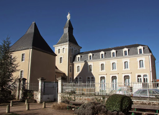 Photo de EHPAD Sainte Marie d'Etagnac (Groupe SOS Seniors) à Saint-Victurnien (87420)