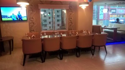 Photos of McLOVIN Cafe And Restaurant