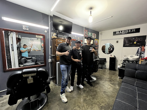 LR BARBER SHOP