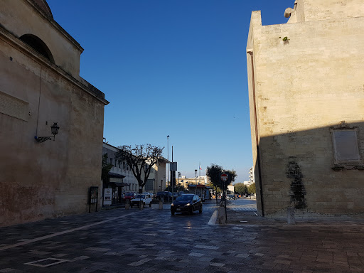 Lecce - Viale Gallipoli 27 (Camera di commercio - Stazione)