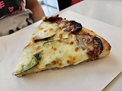 Pizzeria Reddy - Visual
