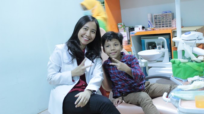 FDC Dental Clinic Pondok Aren, Author: Doni Fikri Nur Azi