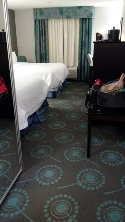 Photos of Hampton Inn Defiance